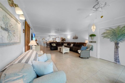 Condominio en venta en Punta Gorda, Florida, 2 dormitorios, 129.51 m2 № 1907428 - foto 14