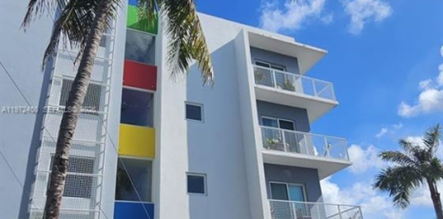 Apartamento en Miami, Florida 2 dormitorios, 1563.92 m2 № 2080251