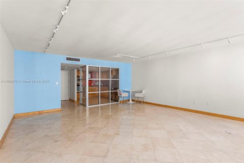 Condominio en alquiler en Miami Beach, Florida, 1 dormitorio, 95.41 m2 № 1929297 - foto 7