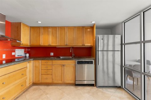 Condominio en alquiler en Miami Beach, Florida, 1 dormitorio, 95.41 m2 № 1929297 - foto 12
