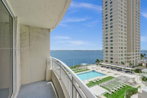 Condo in Miami, Florida, 1 bedroom  № 1642032 - photo 24