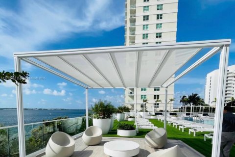 Condo in Miami, Florida, 1 bedroom  № 1642032 - photo 30