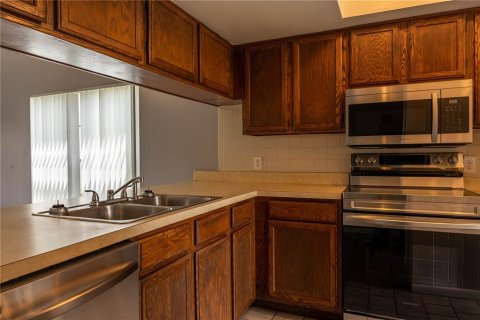 Снять в аренду виллу или дом в Орландо, Флорида 7 комнат, 130.43м2, № 1917535 - фото 6