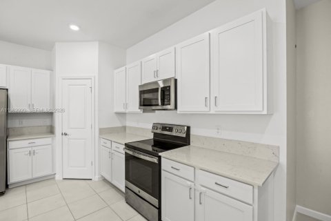 Купить виллу или дом в Сент-Луси, Флорида 4 спальни, 170.01м2, № 2025732 - фото 5