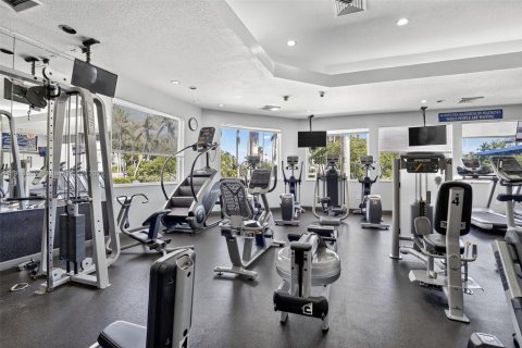 Купить виллу или дом в Пемброк-Пайнс, Флорида 4 спальни, 201.78м2, № 1970870 - фото 7