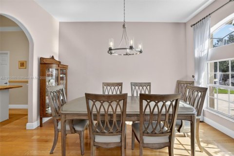 Купить виллу или дом в Пемброк-Пайнс, Флорида 4 спальни, 201.78м2, № 1970870 - фото 13