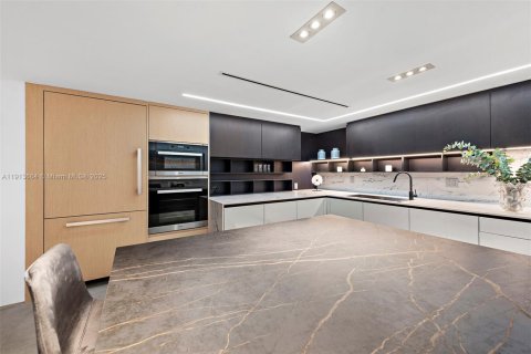 Copropriété à vendre à Miami Beach, Floride: 2 chambres № 1969006 - photo 26