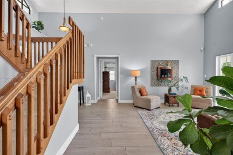 House in Davie, Florida 3 bedrooms, 194.35 sq.m. № 2064970 - photo 11