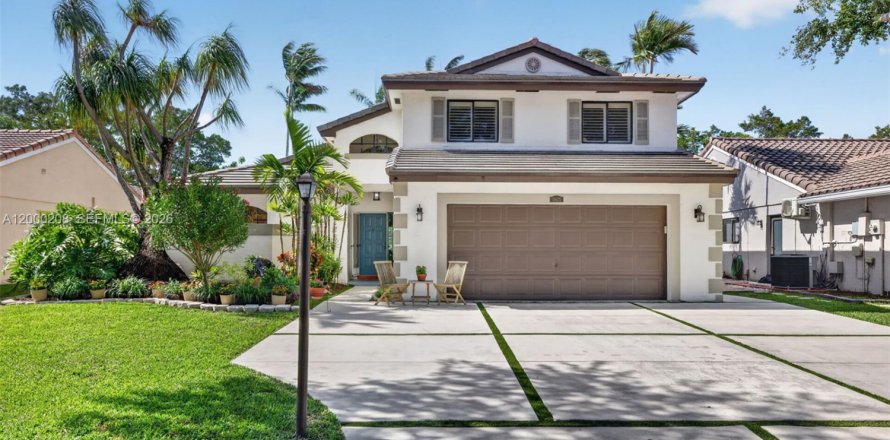 House in Davie, Florida 3 bedrooms, 194.35 sq.m. № 2064970