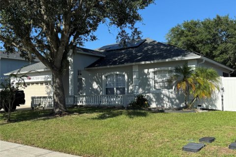 Casa en venta en Kissimmee, Florida, 3 dormitorios № 1804348 - foto 4