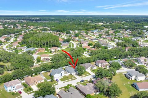 Casa en venta en Kissimmee, Florida, 3 dormitorios № 1804348 - foto 10