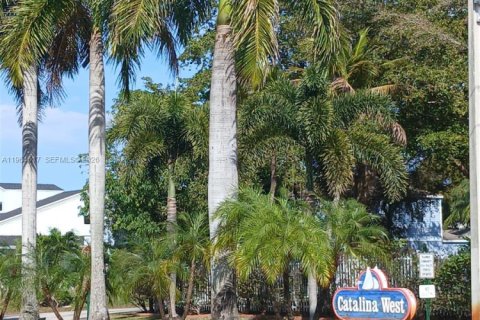 Casa en venta en Cutler Bay, Florida, 4 dormitorios, 182.74 m2 № 2029917 - foto 12