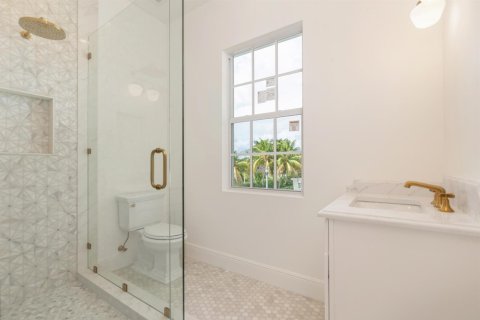 Villa ou maison à vendre à West Palm Beach, Floride: 5 chambres, 427.16 m2 № 2410990 - photo 2
