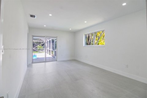 Casa en venta en Palmetto Bay, Florida, 3 dormitorios, 163.88 m2 № 1700906 - foto 14