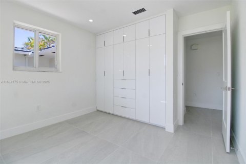 Casa en venta en Palmetto Bay, Florida, 3 dormitorios, 163.88 m2 № 1700906 - foto 23