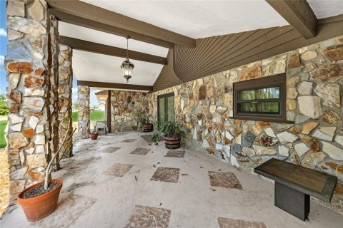 House in Port Charlotte, Florida 4 bedrooms, 199.18 sq.m. № 1421951 - photo 5