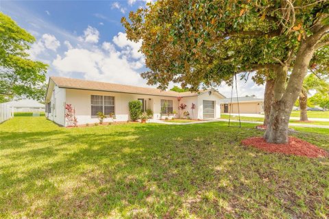 Casa en venta en Port Orange, Florida, 3 dormitorios, 188.31 m2 № 1778645 - foto 2