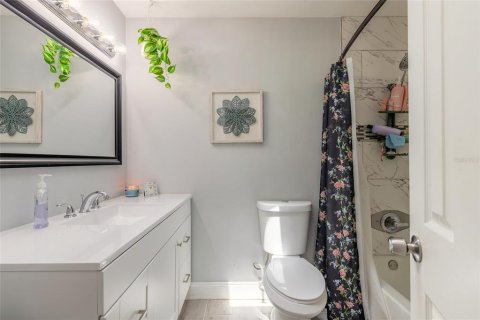 Casa en venta en Port Orange, Florida, 3 dormitorios, 188.31 m2 № 1778645 - foto 10