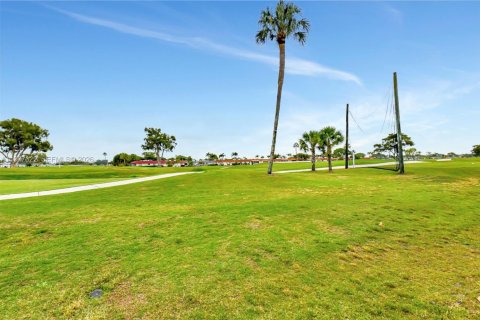 Condo in Delray Beach, Florida, 2 bedrooms  № 2041675 - photo 30