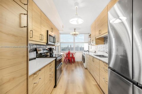 Condo in Aventura, Florida, 3 bedrooms  № 1859790 - photo 1