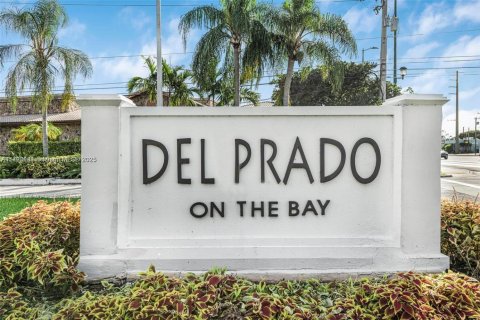 Condo in Aventura, Florida, 3 bedrooms  № 1859790 - photo 21