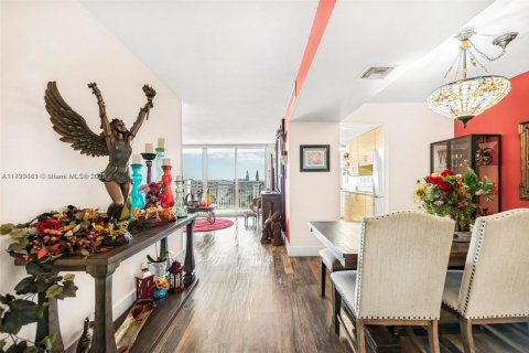 Condo in Aventura, Florida, 3 bedrooms  № 1859790 - photo 5