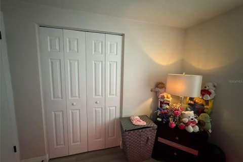 House in Tampa, Florida 3 bedrooms, 110.18 sq.m. № 1901845 - photo 15
