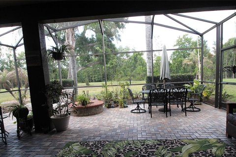 Villa ou maison à vendre à Davenport, Floride: 3 chambres, 157.28 m2 № 2422668 - photo 12