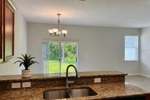 Touwnhouse à vendre à Orlando, Floride: 3 chambres, 154.31 m2 № 2303357 - photo 8