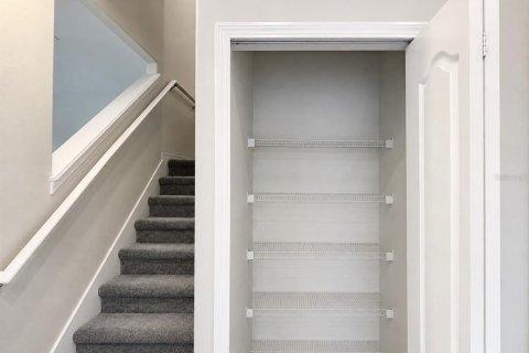 Touwnhouse à vendre à Orlando, Floride: 3 chambres, 154.31 m2 № 2303357 - photo 11