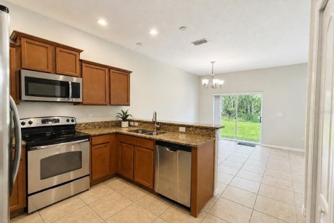 Touwnhouse à vendre à Orlando, Floride: 3 chambres, 154.31 m2 № 2303357 - photo 7