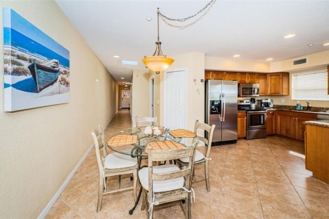 Condominio en venta en Indian Rocks Beach, Florida, 2 dormitorios, 131.46 m2 № 1670784 - foto 22