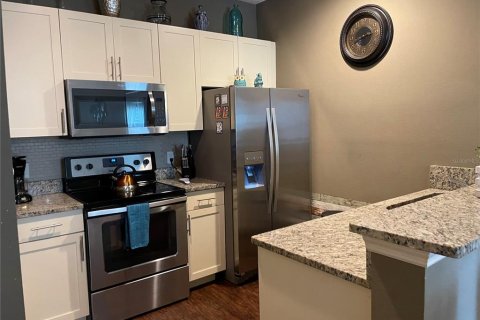 Townhouse in Kissimmee, Florida 3 bedrooms, 120.77 sq.m. № 1551849 - photo 4