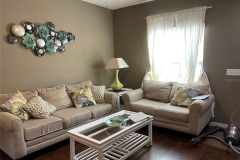 Townhouse in Kissimmee, Florida 3 bedrooms, 120.77 sq.m. № 1551849 - photo 2