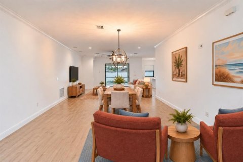 Villa ou maison à vendre à Sun City Center, Floride: 4 chambres, 247.12 m2 № 2398636 - photo 6