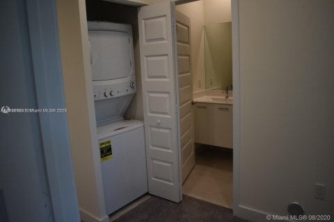 Купить кондоминиум в Дорал, Флорида 2 спальни, 121.89м2, № 1928118 - фото 14