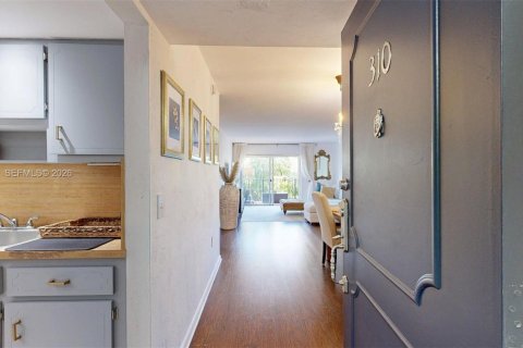 Купить кондоминиум в Норт-Майами-Бич, Флорида 1 спальня, 95.88м2, № 2168018 - фото 7