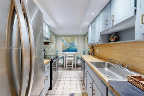 Купить кондоминиум в Норт-Майами-Бич, Флорида 1 спальня, 95.88м2, № 2168018 - фото 17
