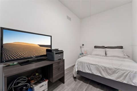 Casa en venta en Orlando, Florida, 4 dormitorios, 277.59 m2 № 2115247 - foto 25