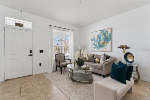 Casa en venta en Orlando, Florida, 4 dormitorios, 277.59 m2 № 2115247 - foto 2