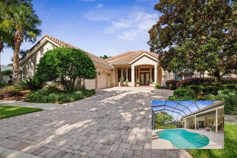 House in Palm Coast, Florida 4 bedrooms, 281.49 sq.m. № 1834621 - photo 1