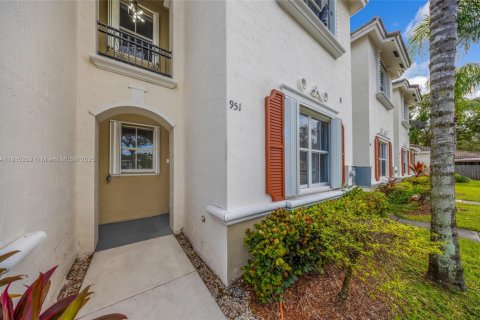 Купить таунхаус в Хомстед, Флорида 3 спальни, 147.16м2, № 1971552 - фото 3