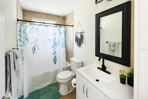 Commercial property in Sarasota, Florida 150.59 sq.m. № 1853379 - photo 6