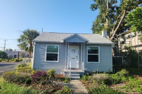 Commercial property in Saint Petersburg, Florida 76.64 sq.m. № 1901371 - photo 1