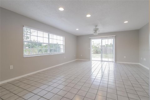 Casa en alquiler en Orlando, Florida, 3 dormitorios, 154.4 m2 № 1819126 - foto 5