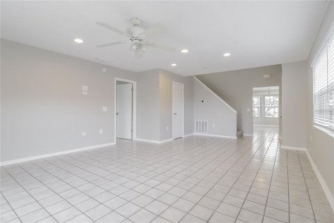 Casa en alquiler en Orlando, Florida, 3 dormitorios, 154.4 m2 № 1819126 - foto 6