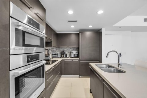 Appartement à louer à Doral, Floride: 2 chambres, 104.98 m2 № 1830626 - photo 8