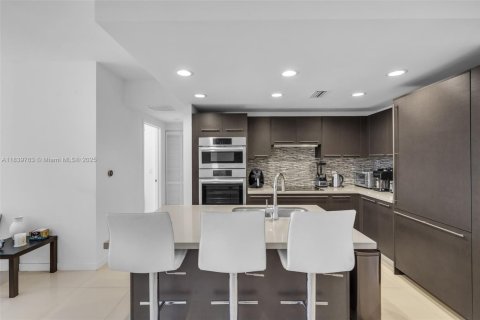 Appartement à louer à Doral, Floride: 2 chambres, 104.98 m2 № 1830626 - photo 3