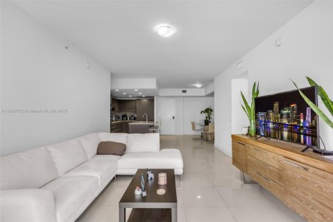 Appartement à louer à Doral, Floride: 2 chambres, 104.98 m2 № 1830626 - photo 1