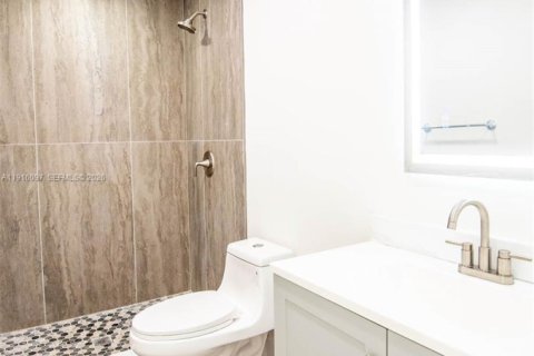 Casa en venta en Fort Lauderdale, Florida, 3 dormitorios, 176.79 m2 № 1987938 - foto 21